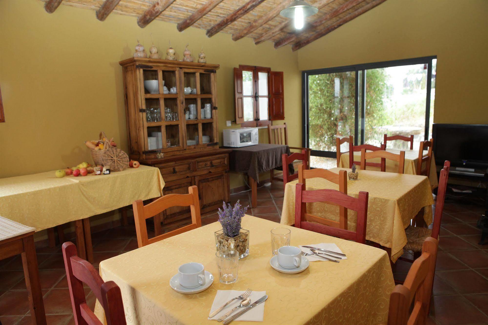 בית הארחה קסטרו מארים 	Casas Do Palheiro Velho מראה חיצוני תמונה